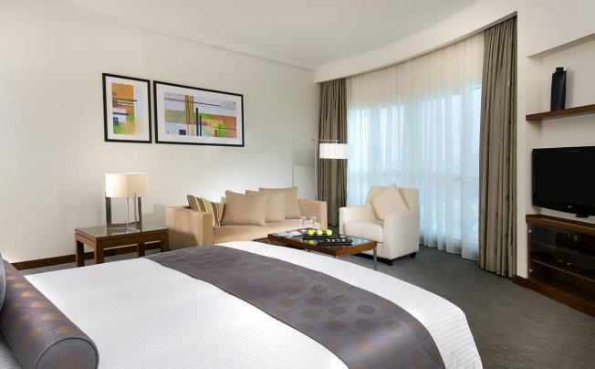 Фото отеля Grand Millennium Al Wahda Hotel