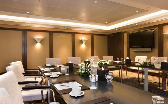 Фото отеля Grand Millennium Al Wahda Hotel