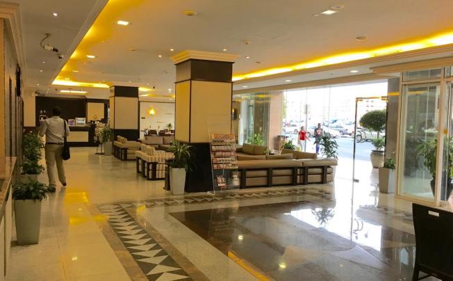 Фото отеля Star Metro Deira Hotel Apartments