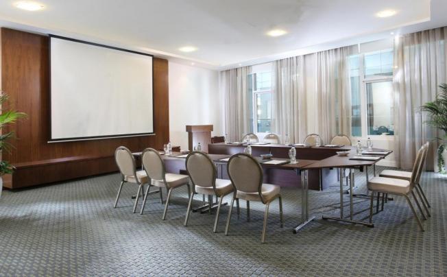 Фото отеля Ramada By Wyndham Dubai Barsha Heights