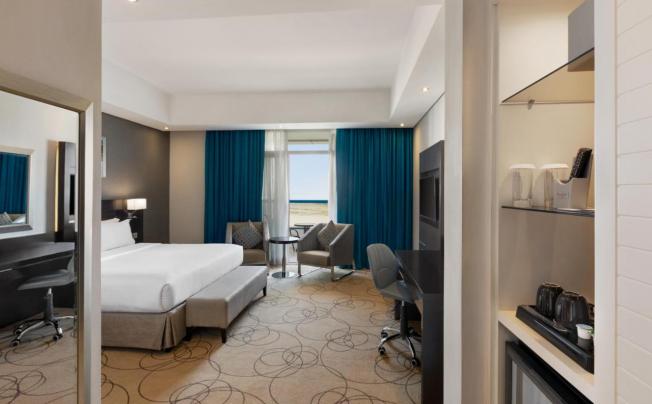 Фото отеля Ramada By Wyndham Dubai Barsha Heights