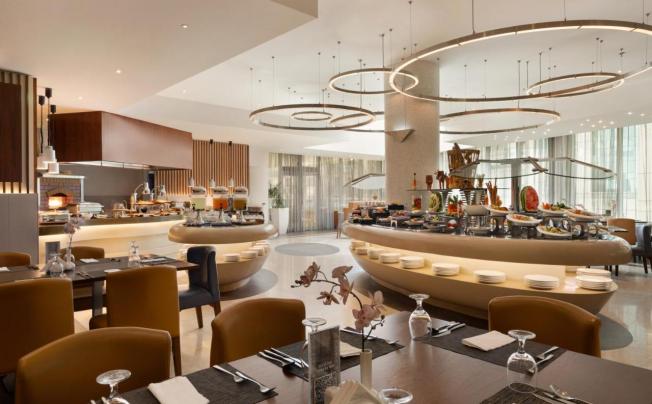 Фото отеля Ramada By Wyndham Dubai Barsha Heights