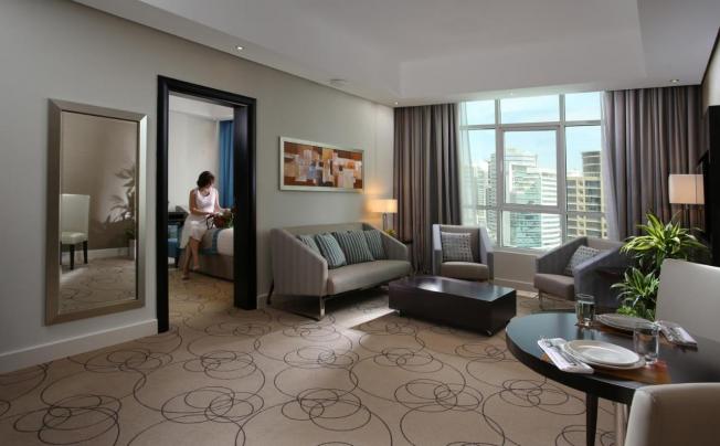 Фото отеля Ramada By Wyndham Dubai Barsha Heights
