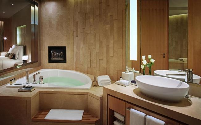 Фото отеля The Meydan Hotel