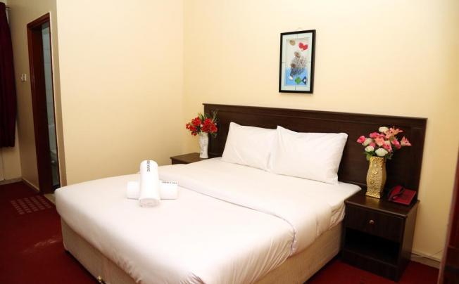 Фото отеля dana hotel sharjah