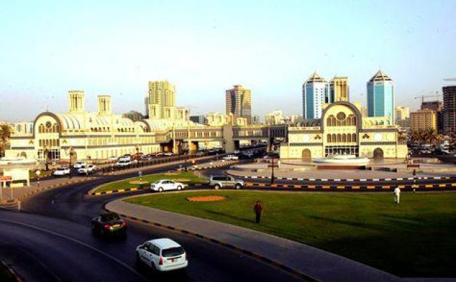 Фото отеля dana hotel sharjah