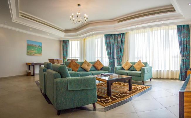 Фото отеля Al Majaz Premiere deluxe Hotel Apartments