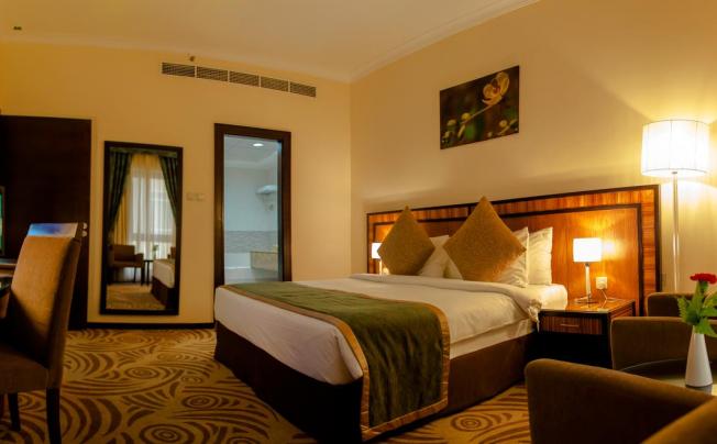 Фото отеля Al Majaz Premiere deluxe Hotel Apartments