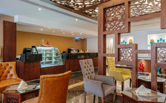 Фото отеля Crystal Plaza Al Majaz Hotel