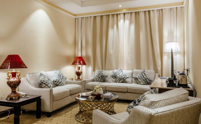 Фото отеля Crystal Plaza Al Majaz Hotel