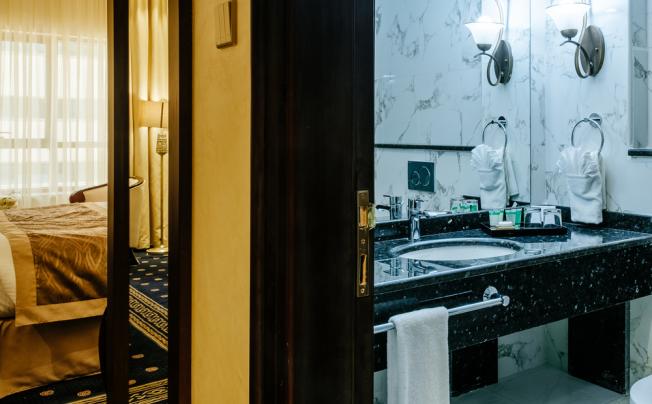 Фото отеля Crystal Plaza Al Majaz Hotel