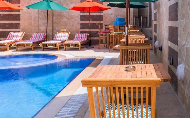 Фото отеля Crystal Plaza Al Majaz Hotel