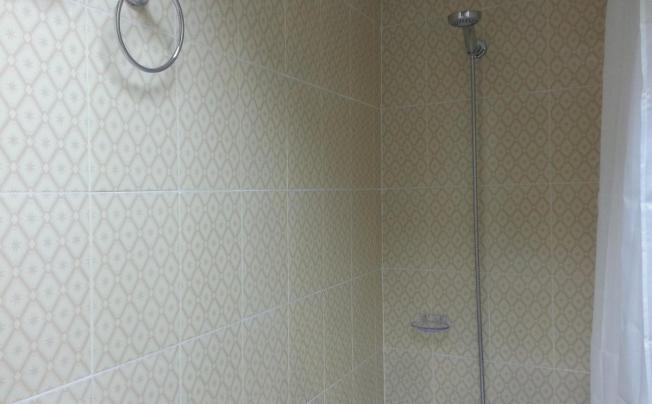 Фото отеля Royal Creek Hotel
