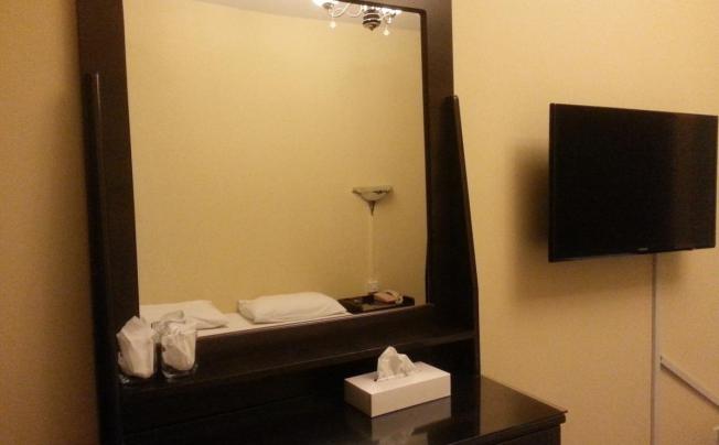 Фото отеля Royal Creek Hotel