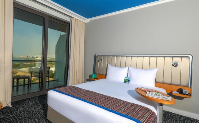 Фото отеля Park Inn By Radisson Yas Island 