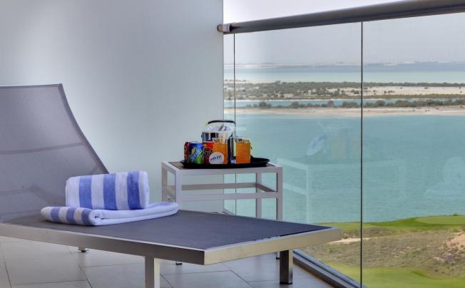 Фото отеля Park Inn By Radisson Yas Island 