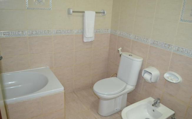 Фото отеля Al Ferdous Hotel Apartments