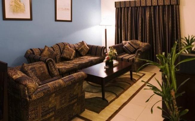 Фото отеля Seven Sands Hotel Apartments