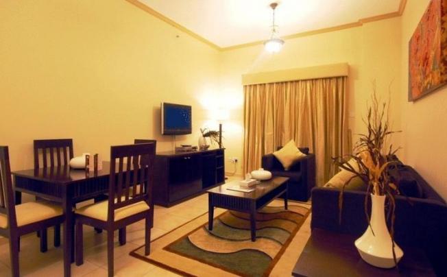 Фото отеля Seven Sands Hotel Apartments