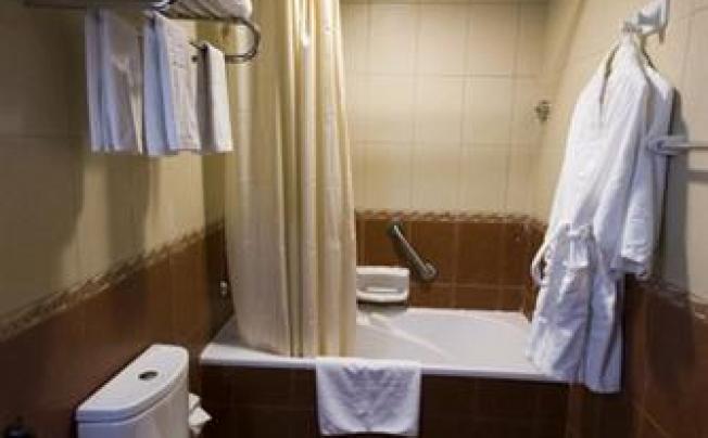 Фото отеля Seven Sands Hotel Apartments
