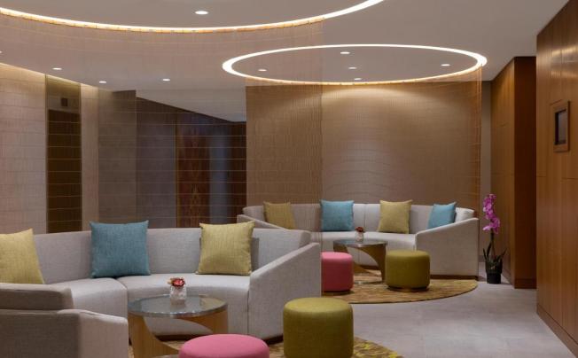 Фото отеля Doubletree By Hilton Sharjah Waterfront Hotel & Residences