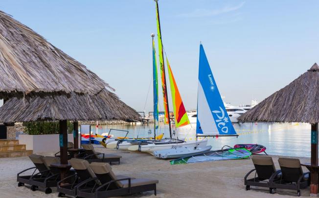 Фото отеля Le Meridien Mina Seyahi Beach Resort & marina