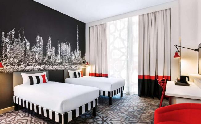 Фото отеля Ibis Styles Dubai Airport Hotel 