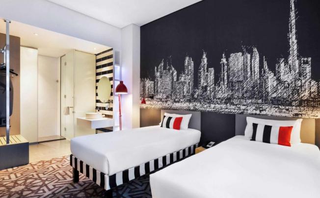 Фото отеля Ibis Styles Dubai Airport Hotel 