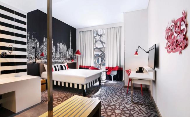 Фото отеля Ibis Styles Dubai Airport Hotel 