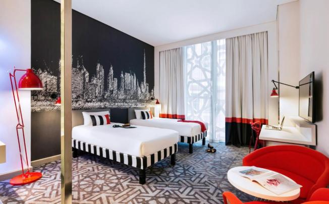 Фото отеля Ibis Styles Dubai Airport Hotel 