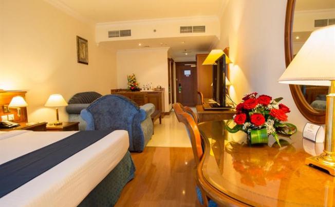 Фото отеля Grand Excelsior Hotel Sharjah