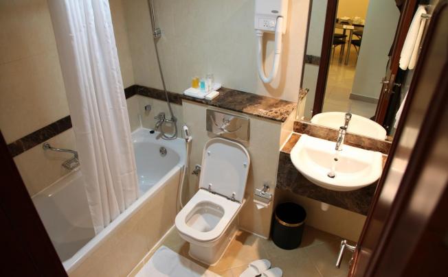Фото отеля Legacy Hotel Apartments