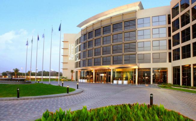 Фото отеля Centro Sharjah by Rotana