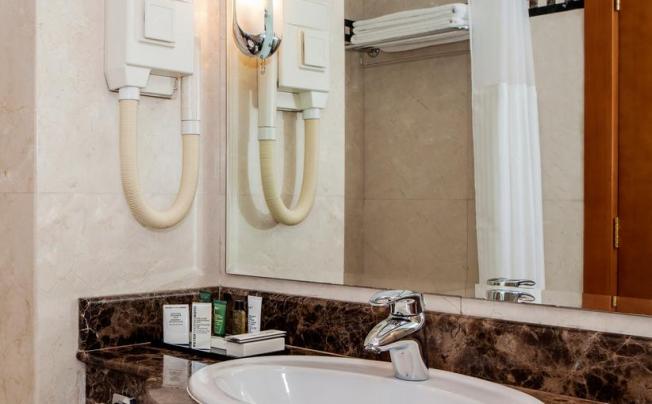 Фото отеля Hilton Sharjah Hotel