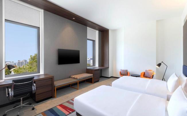 Фото отеля Aloft Al Mina Hotel