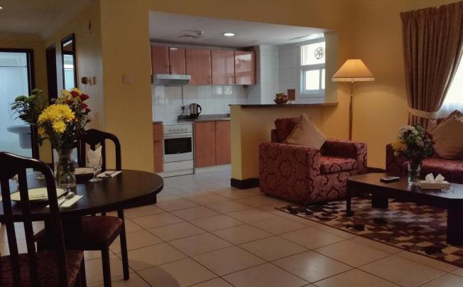 Фото отеля Deebaj Al Khabisi Plaza Apartments