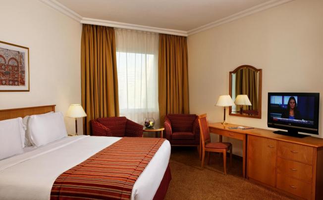 Фото отеля SWISS-BELHOTEL SHARJAH (ex. SHARJAH ROTANA) 