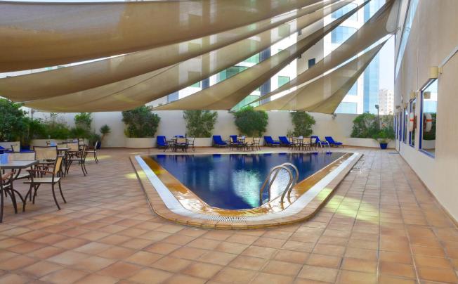 Фото отеля SWISS-BELHOTEL SHARJAH (ex. SHARJAH ROTANA) 