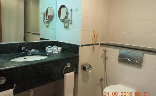 Фото отеля SWISS-BELHOTEL SHARJAH (ex. SHARJAH ROTANA) 