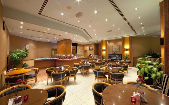 Фото отеля Rolla Residence Hotel Apartment