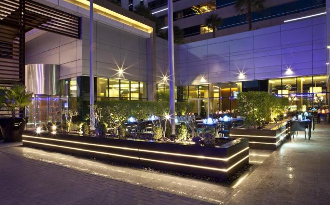Фото отеля NOVOTEL SUITES DUBAI MALL OF THE EMIRATES 