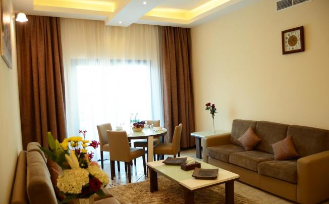 Фото отеля Arcadia Hotel & Suites