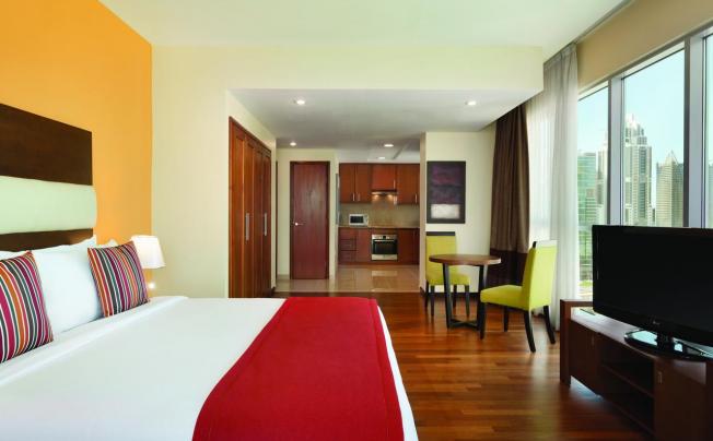 Фото отеля Ramada Downtown Dubai