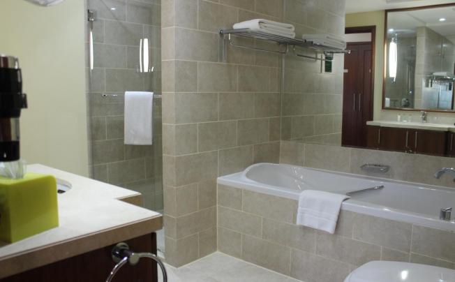 Фото отеля Ramada Downtown Dubai