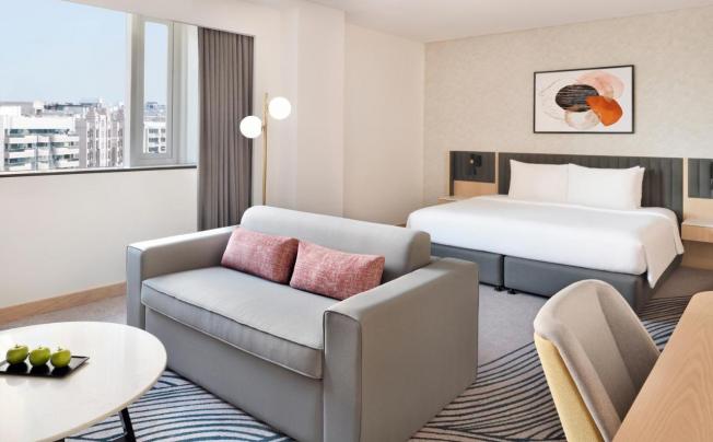 Фото отеля CROWNE PLAZA DUBAI JUMEIRAH