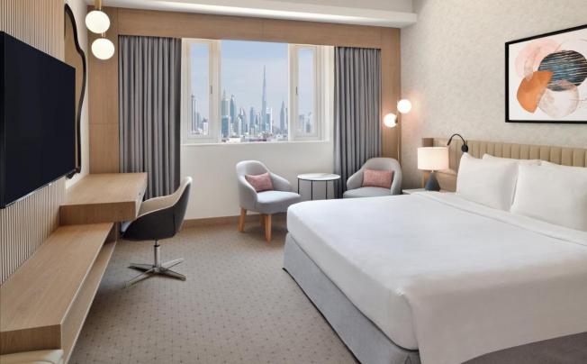 Фото отеля CROWNE PLAZA DUBAI JUMEIRAH