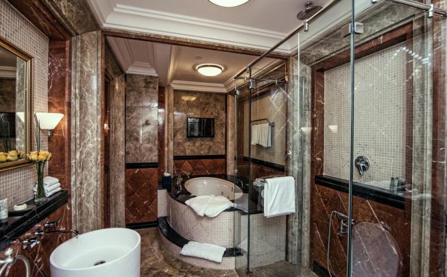 Фото отеля Habtoor Grand Beach Resort & Spa Autograph Collection
