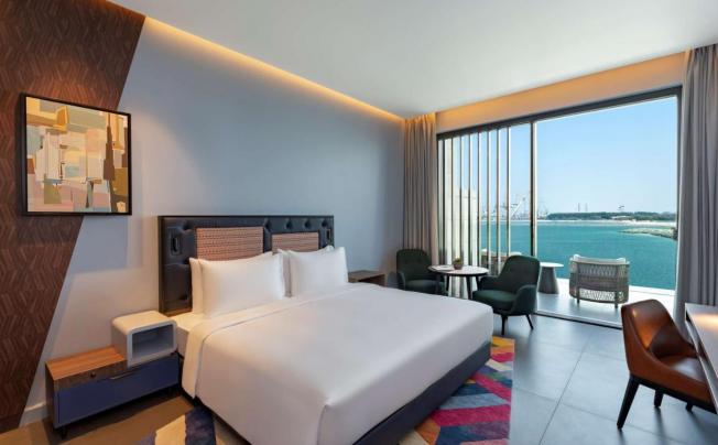 Фото отеля Hyatt Centric Jumeirah Dubai
