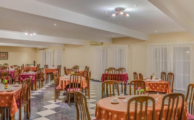 Фото отеля Marhaba Resort hotel Sharjah