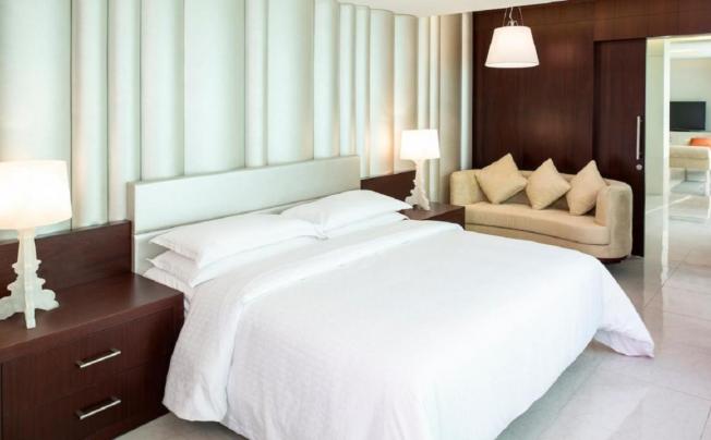 Фото отеля Four Points By Sheraton Sharjah
